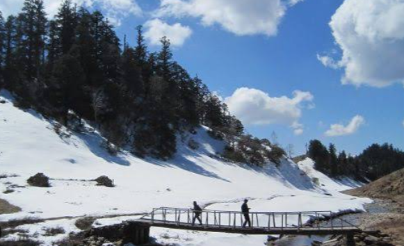 Snowy winter landscape in Doti